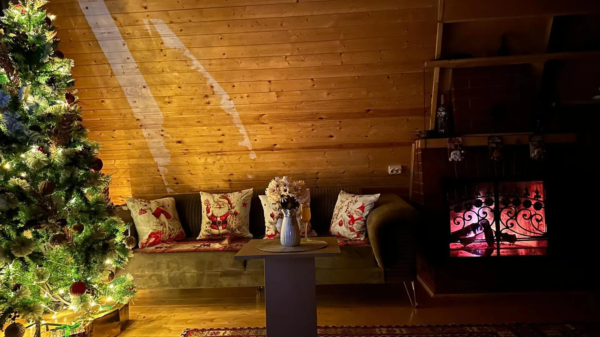 Thoma'S Hut-Თომას Ქოხი Hotel Batumi Georgia
